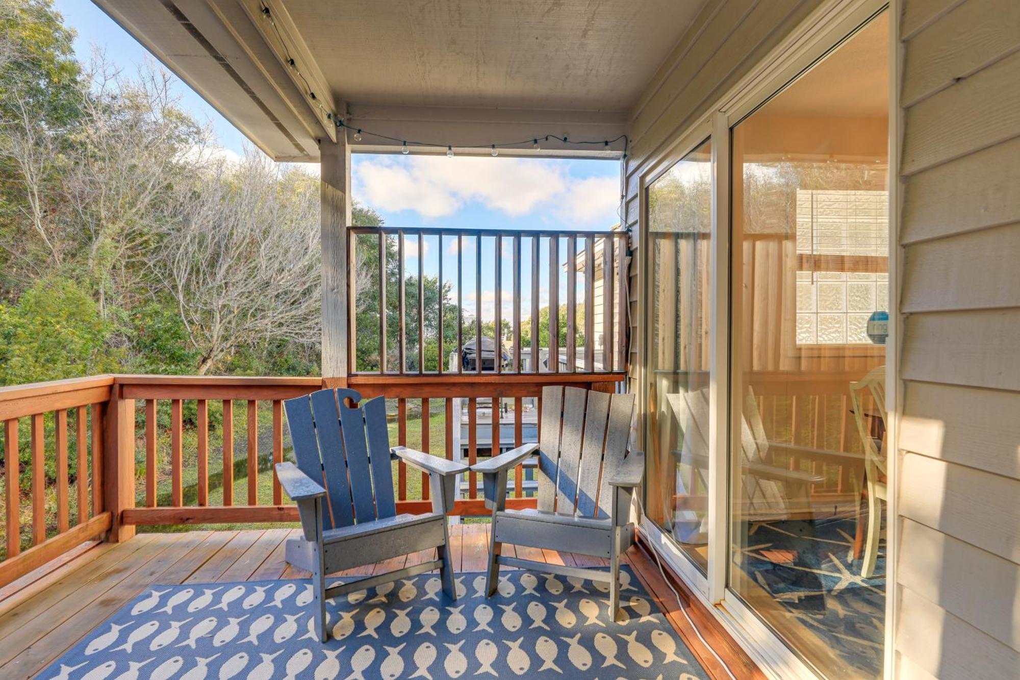 Well-Equipped Emerald Isle Townhome Pets Welcome! Екстер'єр фото