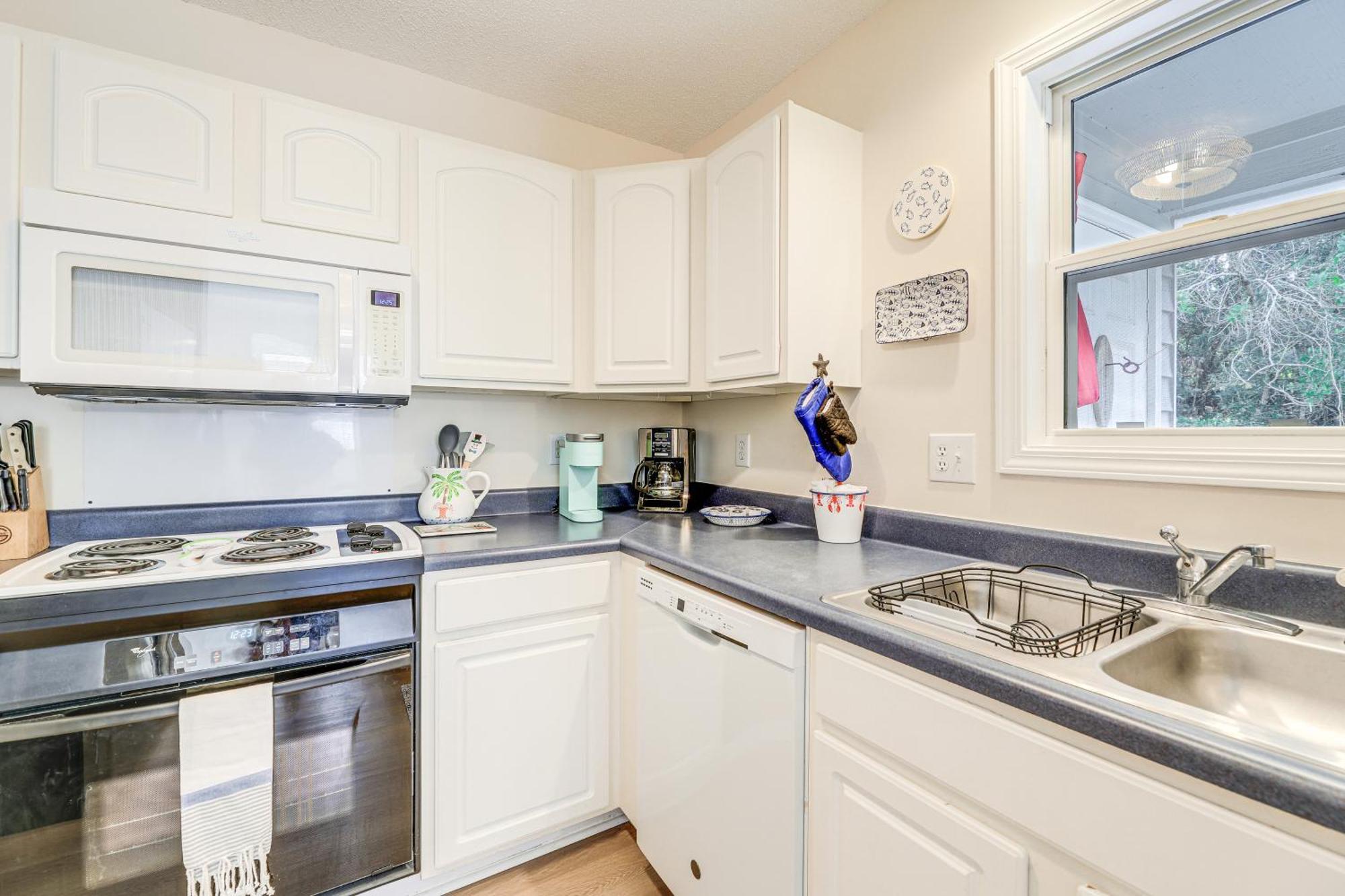Well-Equipped Emerald Isle Townhome Pets Welcome! Екстер'єр фото